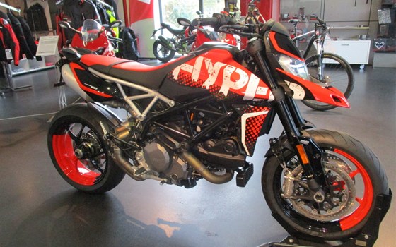 Umgebautes Motorrad Ducati Hypermotard 950 RVE von Team Wahlers GmbH - Bild 4 Umgebautes Motorrad Ducati Hypermotard 950 RVE von Team Wahlers GmbH - Bild 4