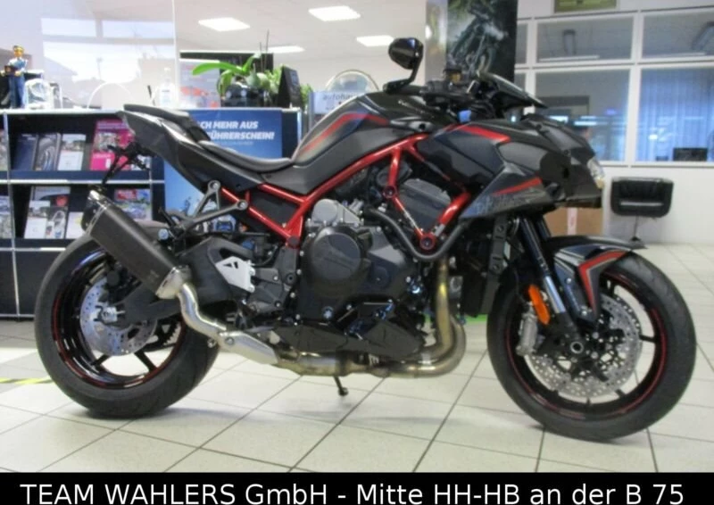 Umbgebautes Motorrad Kawasaki Z H2 Bild 3: Umbgebautes Motorrad Kawasaki Z H2
