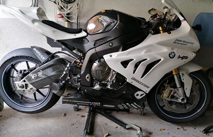 BMW S 1000 RR Custom Bike BMW S 1000 RR Custom Bike