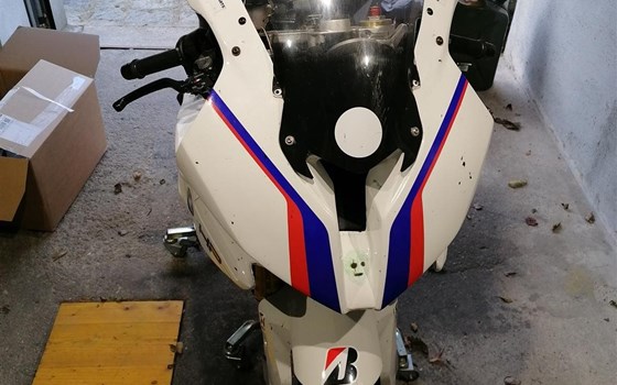 Umgebautes Motorrad BMW S 1000 RR von user1193218 - Bild 2 Umgebautes Motorrad BMW S 1000 RR von user1193218 - Bild 2