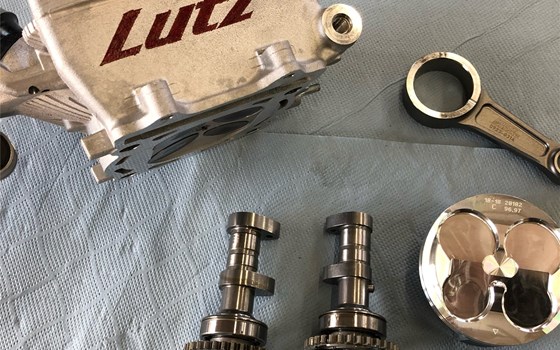 Umgebautes Motorrad Yamaha YZ450F von Lutz-Motorsport - Bild 6 Umgebautes Motorrad Yamaha YZ450F von Lutz-Motorsport - Bild 6