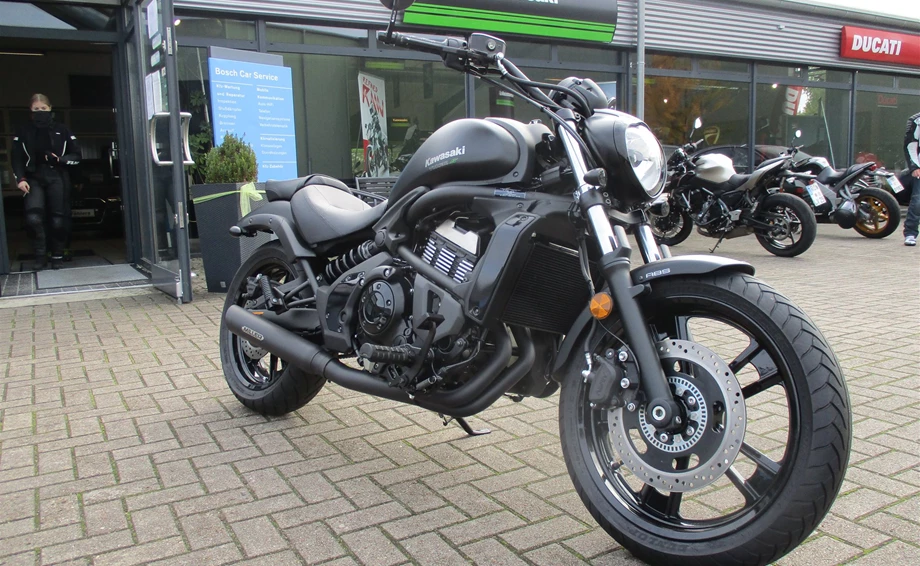 Umbgebautes Motorrad Kawasaki Vulcan S Bild 1: Umbgebautes Motorrad Kawasaki Vulcan S