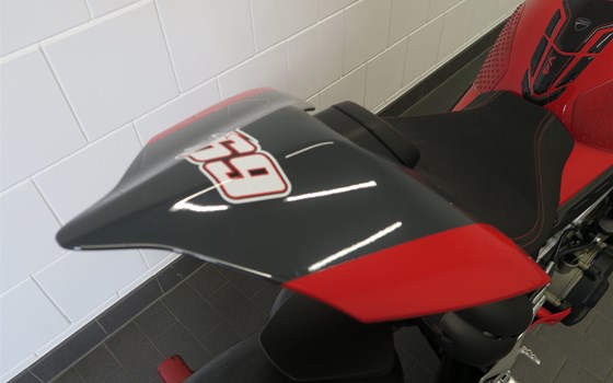 Umgebautes Motorrad Ducati Panigale V4 S von Witten u. Weber oHG - Bild 13 Umgebautes Motorrad Ducati Panigale V4 S von Witten u. Weber oHG - Bild 13