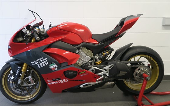 Umgebautes Motorrad Ducati Panigale V4 S von Witten u. Weber oHG - Bild 2 Umgebautes Motorrad Ducati Panigale V4 S von Witten u. Weber oHG - Bild 2