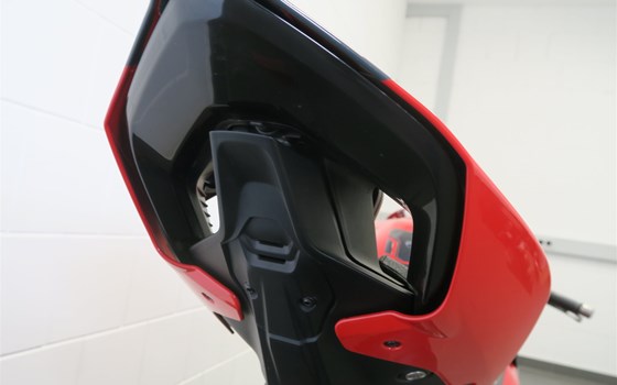 Umgebautes Motorrad Ducati Panigale V4 S von Witten u. Weber oHG - Bild 10 Umgebautes Motorrad Ducati Panigale V4 S von Witten u. Weber oHG - Bild 10