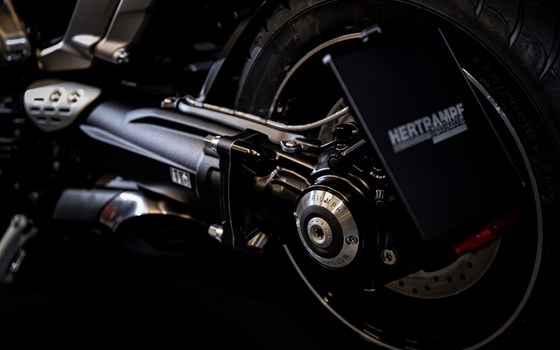 Umgebautes Motorrad Triumph Rocket 3 GT von Triumph Emsland - Hertrampf Racing - Bild 16 Umgebautes Motorrad Triumph Rocket 3 GT von Triumph Emsland - Hertrampf Racing - Bild 16