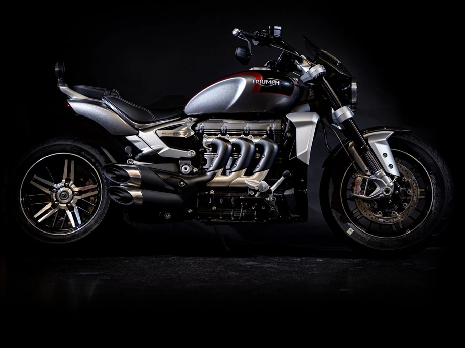 Umbgebautes Motorrad Triumph Rocket 3 GT Bild 1: Umbgebautes Motorrad Triumph Rocket 3 GT