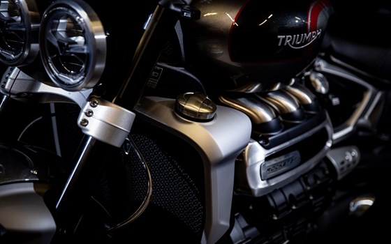 Umgebautes Motorrad Triumph Rocket 3 GT von Triumph Emsland - Hertrampf Racing - Bild 18 Umgebautes Motorrad Triumph Rocket 3 GT von Triumph Emsland - Hertrampf Racing - Bild 18