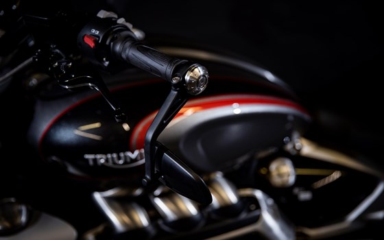 Umgebautes Motorrad Triumph Rocket 3 GT von Triumph Emsland - Hertrampf Racing - Bild 19 Umgebautes Motorrad Triumph Rocket 3 GT von Triumph Emsland - Hertrampf Racing - Bild 19