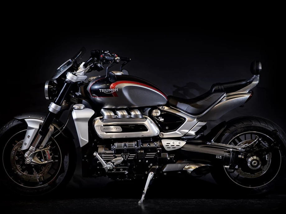 Umbgebautes Motorrad Triumph Rocket 3 GT Bild 3: Umbgebautes Motorrad Triumph Rocket 3 GT