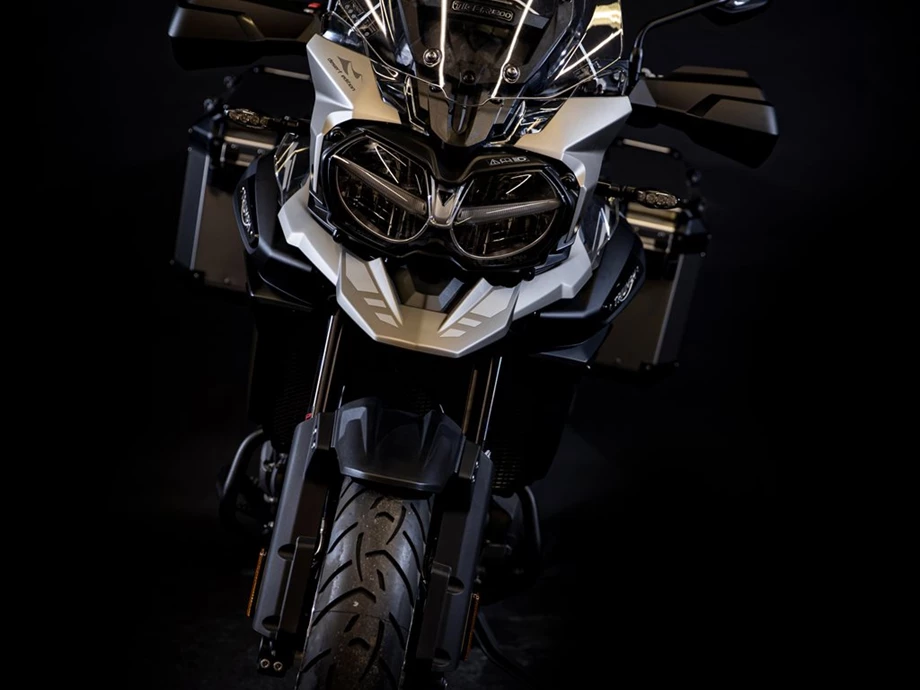 Umbgebautes Motorrad Triumph Tiger 1200 Desert Edition Bild 4: Umbgebautes Motorrad Triumph Tiger 1200 Desert Edition