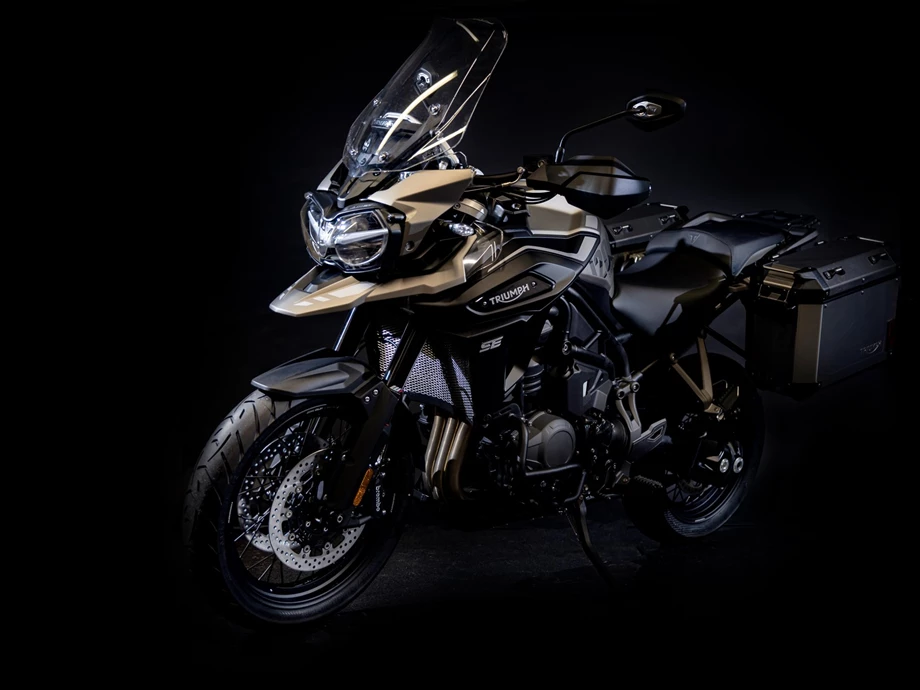 Umbgebautes Motorrad Triumph Tiger 1200 Desert Edition Bild 3: Umbgebautes Motorrad Triumph Tiger 1200 Desert Edition