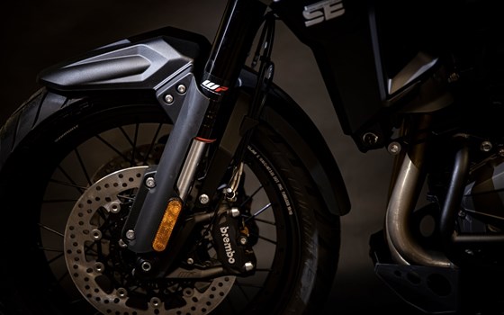 Umgebautes Motorrad Triumph Tiger 1200 Desert Edition von Triumph Emsland - Hertrampf Racing - Bild 23 Umgebautes Motorrad Triumph Tiger 1200 Desert Edition von Triumph Emsland - Hertrampf Racing - Bild 23