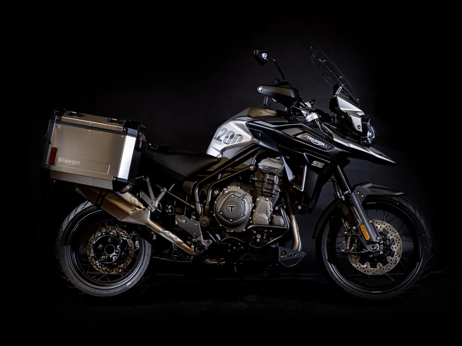 Umbgebautes Motorrad Triumph Tiger 1200 Desert Edition Bild 2: Umbgebautes Motorrad Triumph Tiger 1200 Desert Edition