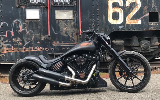Umgebautes Motorrad Harley-Davidson Softail Breakout 114 FXBRS von X-Trem Custombikes - Bild 12 Umgebautes Motorrad Harley-Davidson Softail Breakout 114 FXBRS von X-Trem Custombikes - Bild 12