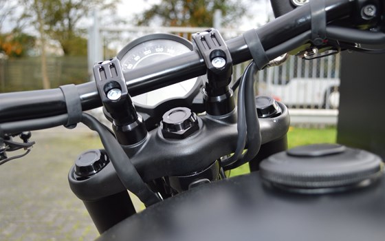 Umgebautes Motorrad Triumph Bonneville Bobber Black von Motorrad Lörper, Inh. Martin Lörper - Bild 15 Umgebautes Motorrad Triumph Bonneville Bobber Black von Motorrad Lörper, Inh. Martin Lörper - Bild 15