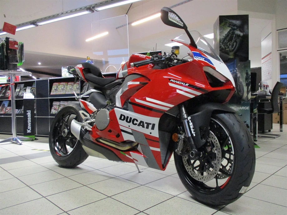 Umbgebautes Motorrad Ducati Panigale V2 Bild 5: Umbgebautes Motorrad Ducati Panigale V2