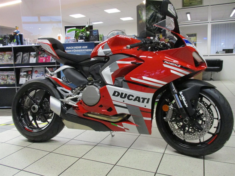 Umbgebautes Motorrad Ducati Panigale V2 Bild 1: Umbgebautes Motorrad Ducati Panigale V2