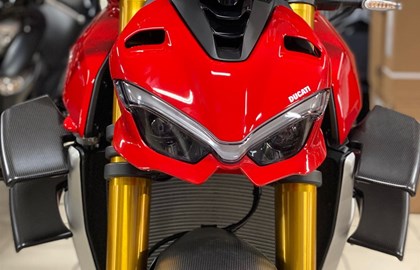 Ducati Streetfighter V4 S Custom Bike Ducati Streetfighter V4 S Custom Bike
