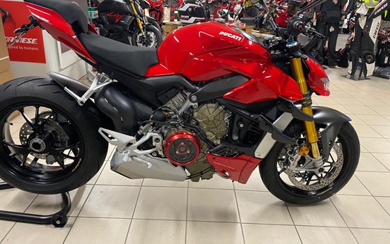 Umgebautes Motorrad Ducati Streetfighter V4 S von Motorradhaus Steinbach GmbH - Bild 8 Umgebautes Motorrad Ducati Streetfighter V4 S von Motorradhaus Steinbach GmbH - Bild 8