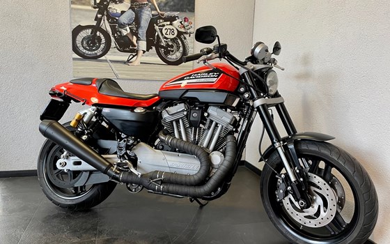 Umgebautes Motorrad Harley-Davidson Sportster XR 1200 von Pat-Bikes AG - Bild 1 Umgebautes Motorrad Harley-Davidson Sportster XR 1200 von Pat-Bikes AG - Bild 1