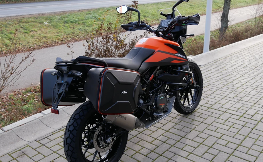 Umbgebautes Motorrad KTM 390 Adventure Bild 7: Umbgebautes Motorrad KTM 390 Adventure