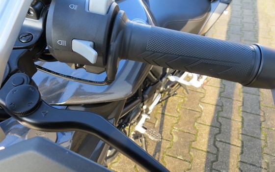 Umgebautes Motorrad Benelli TRK 502 X von RB-Motorsports Bike & Car Service Ronny Bloch - Bild 6 Umgebautes Motorrad Benelli TRK 502 X von RB-Motorsports Bike & Car Service Ronny Bloch - Bild 6