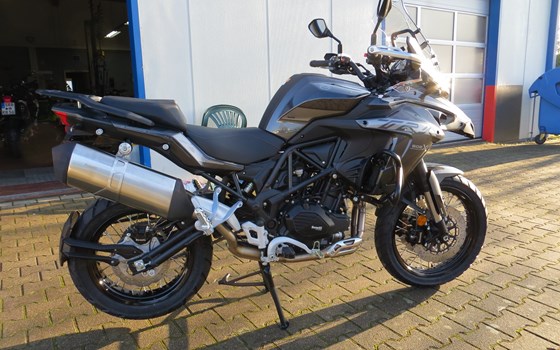 Umgebautes Motorrad Benelli TRK 502 X von RB-Motorsports Bike & Car Service Ronny Bloch - Bild 5 Umgebautes Motorrad Benelli TRK 502 X von RB-Motorsports Bike & Car Service Ronny Bloch - Bild 5