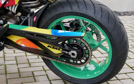 Umgebautes Motorrad KTM 790 Duke von motoroox GmbH - Bild 6 Umgebautes Motorrad KTM 790 Duke von motoroox GmbH - Bild 6