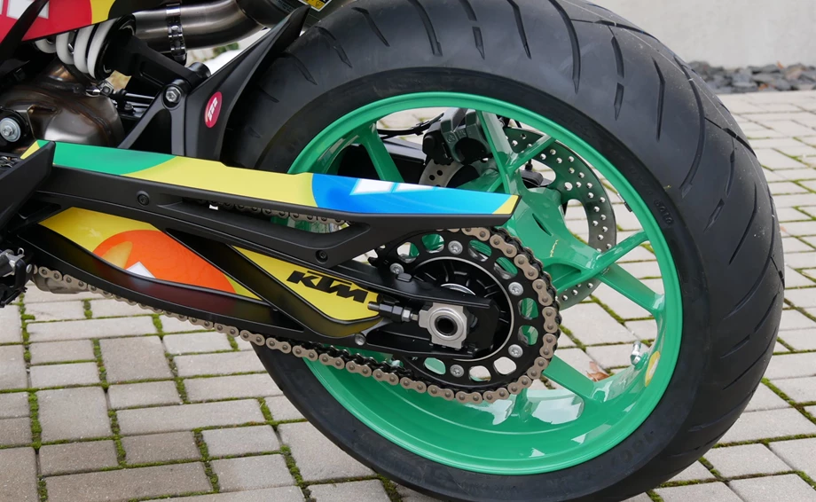 Umbgebautes Motorrad KTM 790 Duke Bild 6: Umbgebautes Motorrad KTM 790 Duke