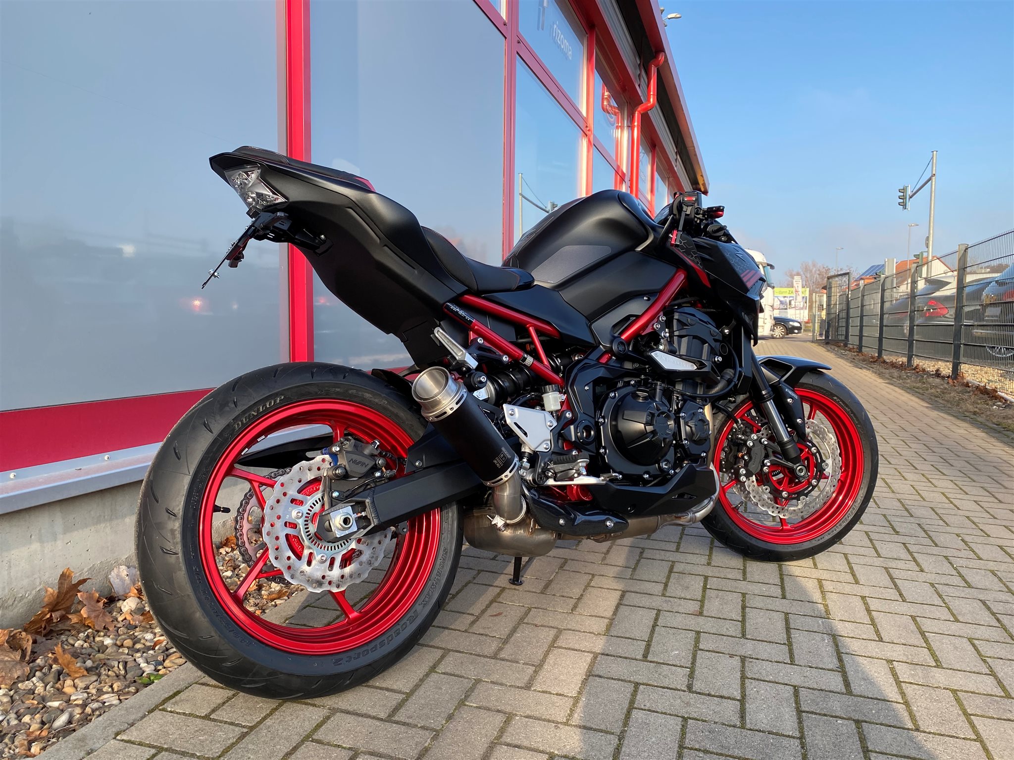 Details zum Custom-Bike Kawasaki Z900 des Händlers Motorradwelt Auer GmbH