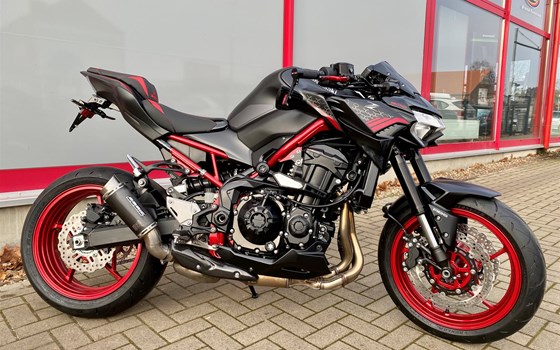Umgebautes Motorrad Kawasaki Z900 von BikerWorld Rosenow - Bild 5 Umgebautes Motorrad Kawasaki Z900 von BikerWorld Rosenow - Bild 5