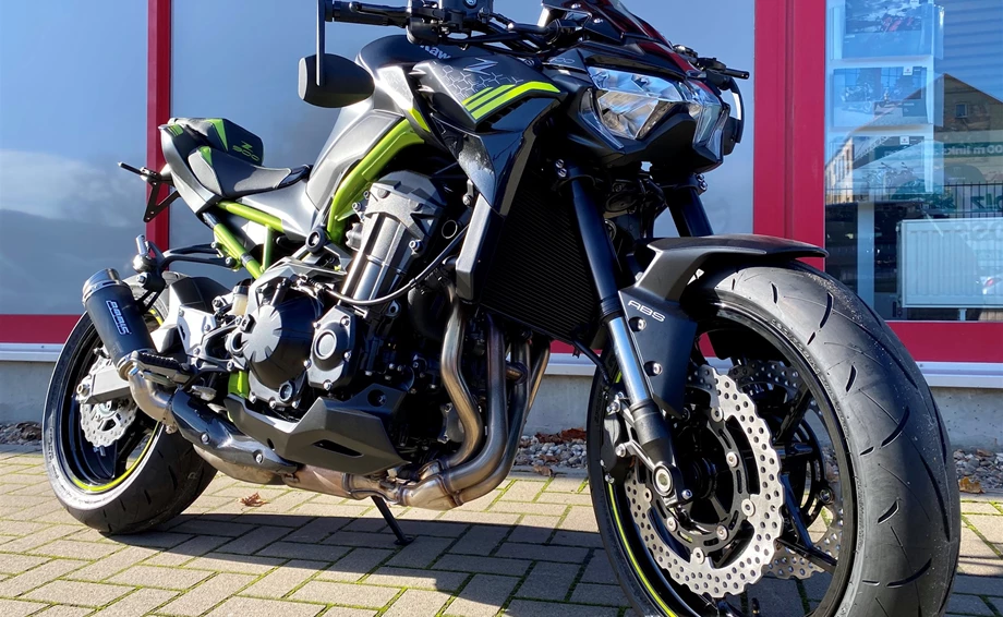 Umbgebautes Motorrad Kawasaki Z900 Bild 10: Umbgebautes Motorrad Kawasaki Z900