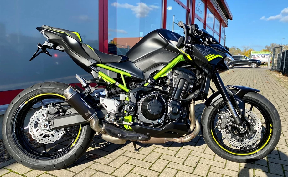 Umbgebautes Motorrad Kawasaki Z900 Bild 12: Umbgebautes Motorrad Kawasaki Z900