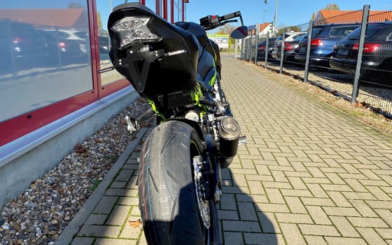 Umgebautes Motorrad Kawasaki Z900 von BikerWorld Rosenow - Bild 13 Umgebautes Motorrad Kawasaki Z900 von BikerWorld Rosenow - Bild 13