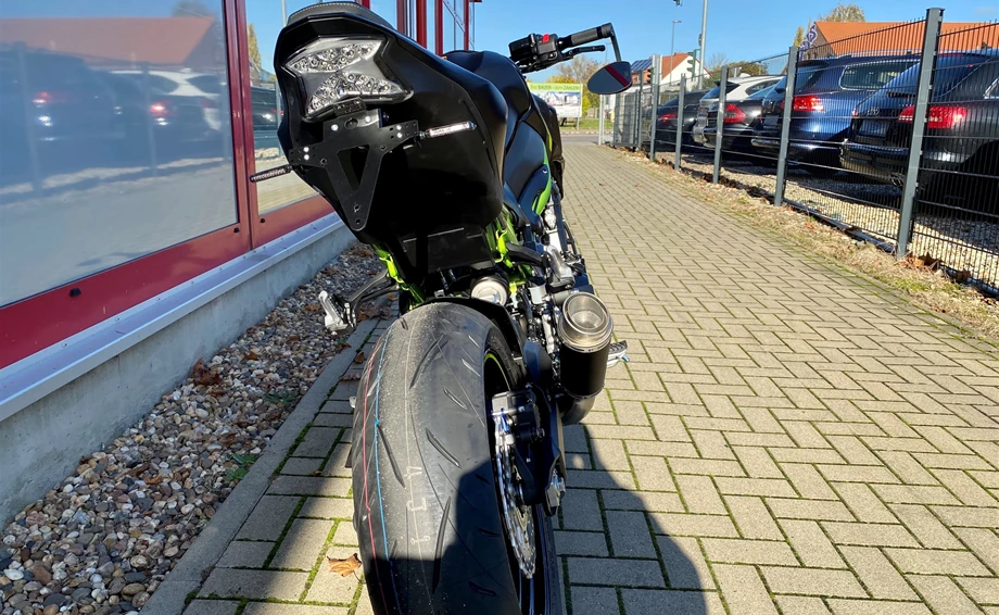 Umbgebautes Motorrad Kawasaki Z900 Bild 13: Umbgebautes Motorrad Kawasaki Z900