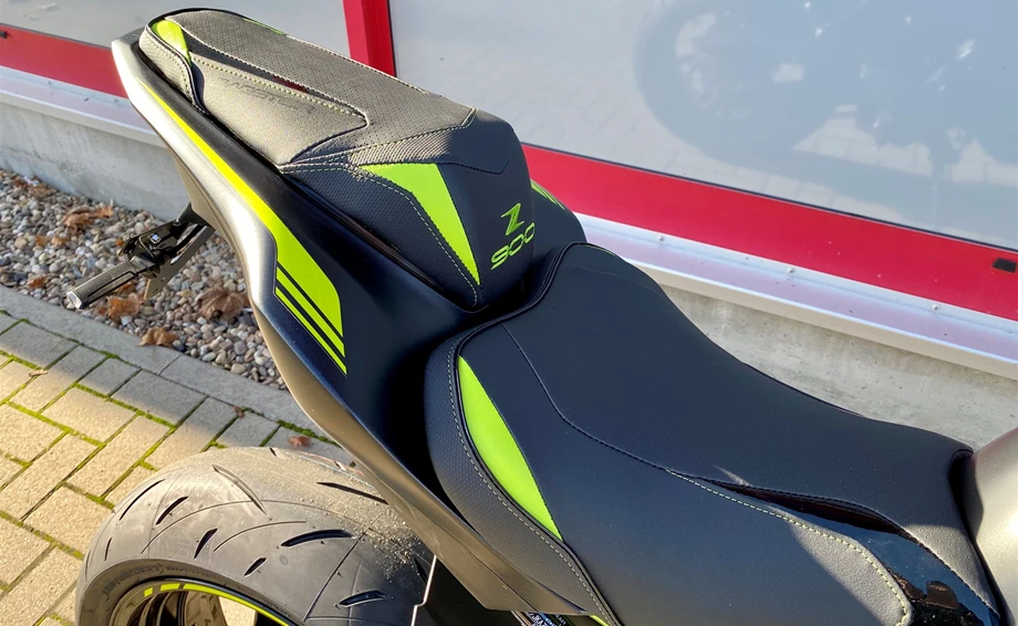 Umbgebautes Motorrad Kawasaki Z900 Bild 5: Umbgebautes Motorrad Kawasaki Z900