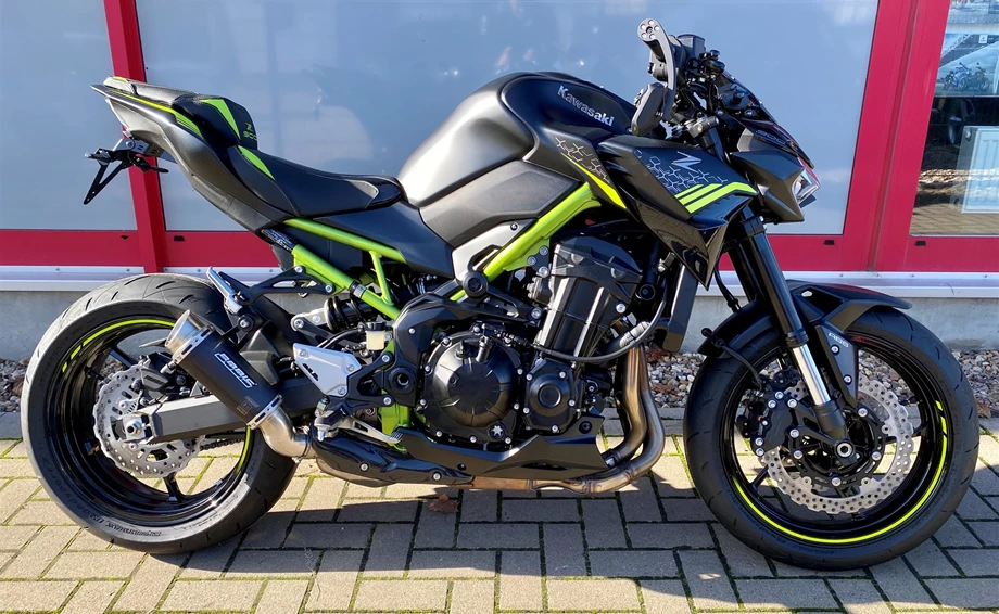 Umbgebautes Motorrad Kawasaki Z900 Bild 2: Umbgebautes Motorrad Kawasaki Z900