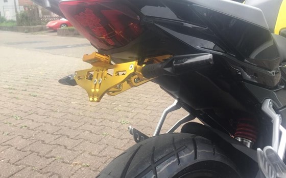 Umgebautes Motorrad FK Motors FK 12 SF Street-Fighter von Auto Center Brenner GmbH - Bild 3