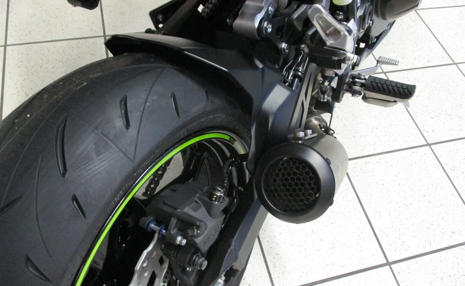 Umbgebautes Motorrad Kawasaki Z900 Bild 6: Umbgebautes Motorrad Kawasaki Z900