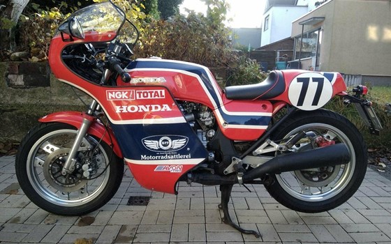 Umgebautes Motorrad Honda CX 500 von user1186367 - Bild 1 Umgebautes Motorrad Honda CX 500 von user1186367 - Bild 1