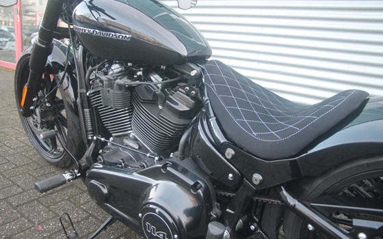 Umgebautes Motorrad Harley-Davidson Softail Breakout 114 FXBRS von X-Trem Custombikes - Bild 12 Umgebautes Motorrad Harley-Davidson Softail Breakout 114 FXBRS von X-Trem Custombikes - Bild 12