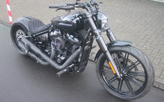 Umgebautes Motorrad Harley-Davidson Softail Breakout 114 FXBRS von X-Trem Custombikes - Bild 20 Umgebautes Motorrad Harley-Davidson Softail Breakout 114 FXBRS von X-Trem Custombikes - Bild 20