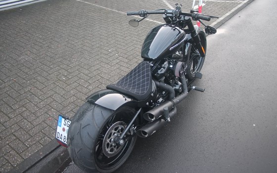 Umgebautes Motorrad Harley-Davidson Softail Breakout 114 FXBRS von X-Trem Custombikes - Bild 21 Umgebautes Motorrad Harley-Davidson Softail Breakout 114 FXBRS von X-Trem Custombikes - Bild 21