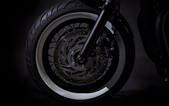 Umgebautes Motorrad Triumph Bonneville Bobber Black von Triumph Emsland - Hertrampf Racing - Bild 20 Umgebautes Motorrad Triumph Bonneville Bobber Black von Triumph Emsland - Hertrampf Racing - Bild 20