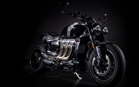 Umgebautes Motorrad Triumph Rocket 3 TFC von Triumph Emsland - Hertrampf Racing - Bild 1 Umgebautes Motorrad Triumph Rocket 3 TFC von Triumph Emsland - Hertrampf Racing - Bild 1