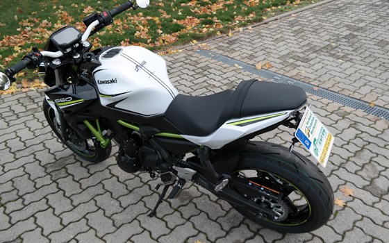 Umgebautes Motorrad Kawasaki Z650 von Fahrzeuge Haupt GmbH - Bild 7 Umgebautes Motorrad Kawasaki Z650 von Fahrzeuge Haupt GmbH - Bild 7