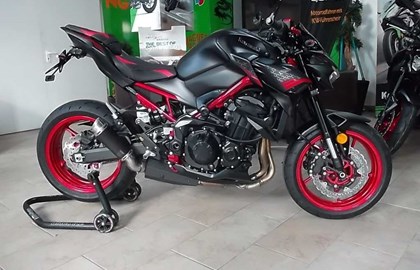 Kawasaki Z900 Custom Bike Kawasaki Z900 Custom Bike