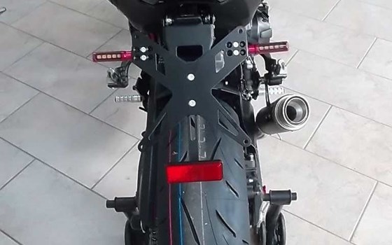 Umgebautes Motorrad Kawasaki Z900 von Motorradshop Ahlers - Bild 8 Umgebautes Motorrad Kawasaki Z900 von Motorradshop Ahlers - Bild 8