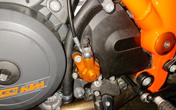 Umgebautes Motorrad KTM 1290 Super Duke GT von Stenli - Bild 4 Umgebautes Motorrad KTM 1290 Super Duke GT von Stenli - Bild 4